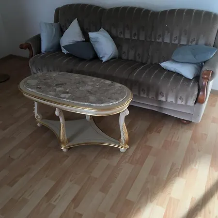 Gemuetliche Fuer 6 Personen Im Schloss Kastorf * Knorrendorf